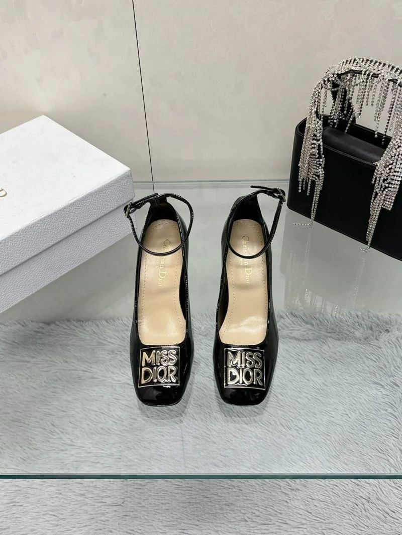 Christian Dior Heeled Shoes Stylish 21605