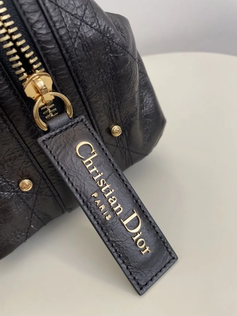 Christian Dior Hobo Bags ModernLook 47584