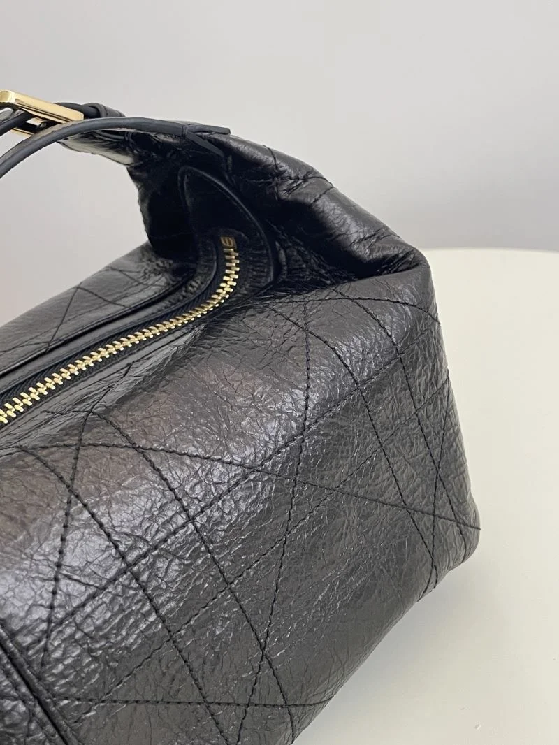 Christian Dior Hobo Bags ModernLook 47584