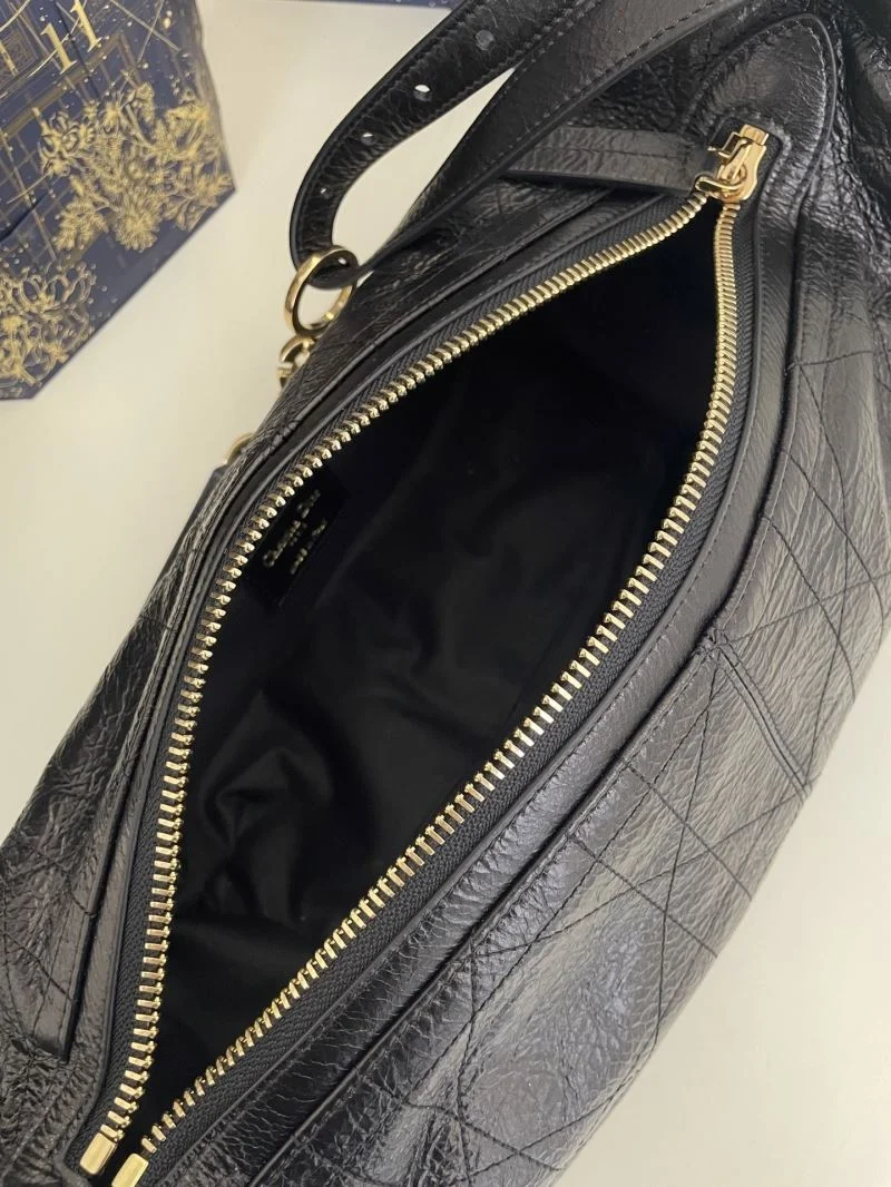 Christian Dior Hobo Bags ModernLook 47584