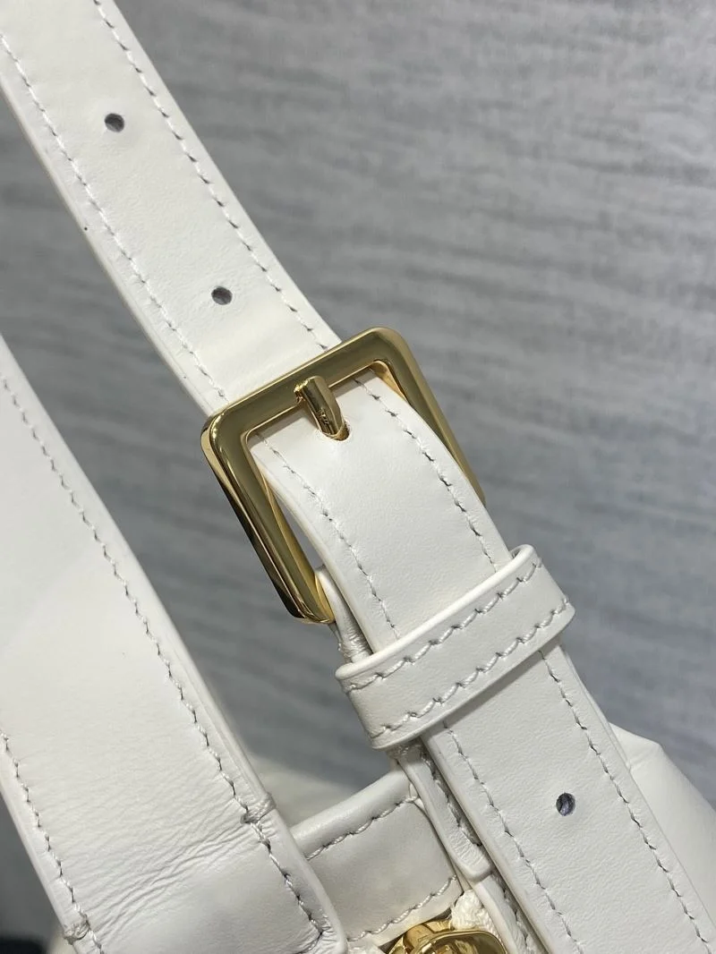 WaterResistant Christian Dior Hobo Bags 47577