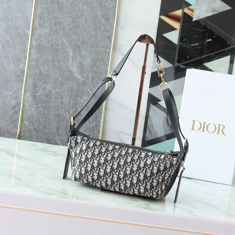 Christian Dior Hobo Bags Minimalist 46426