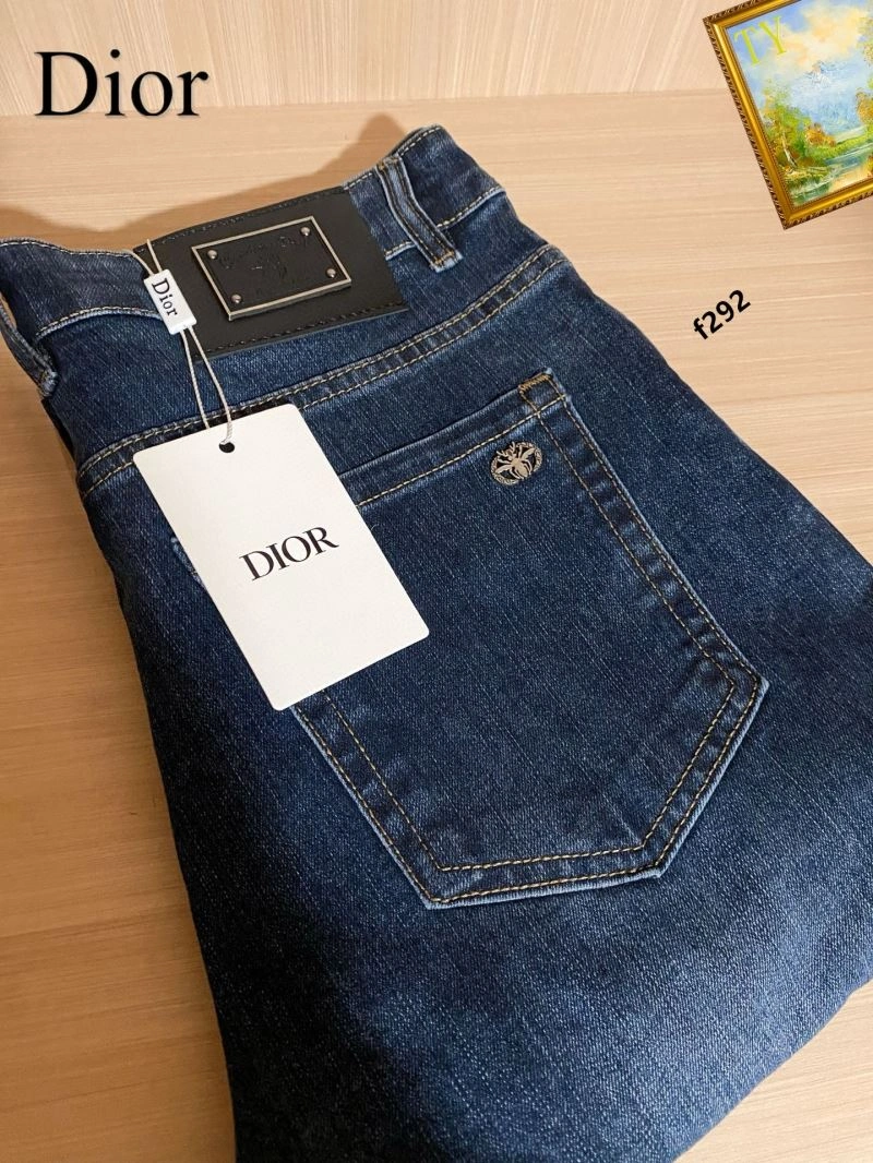 Christian Dior Jeans ModernLook 114716