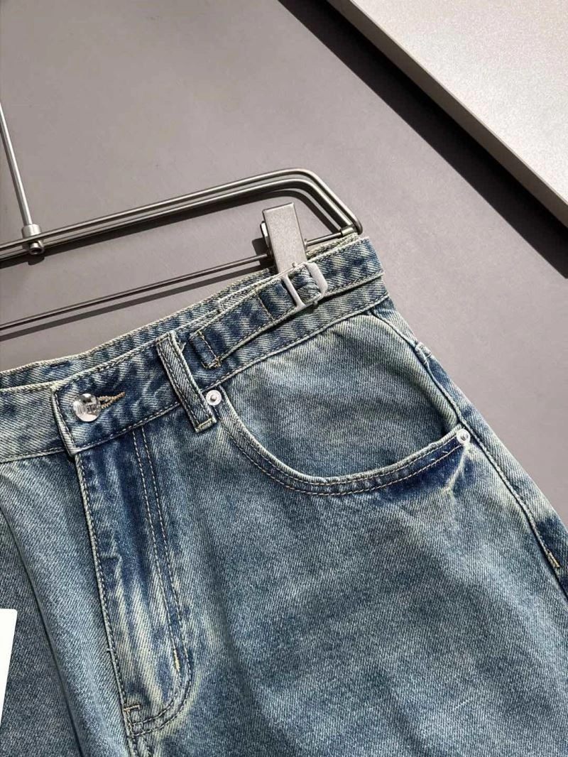 Christian Dior Jeans ModernLook 117565