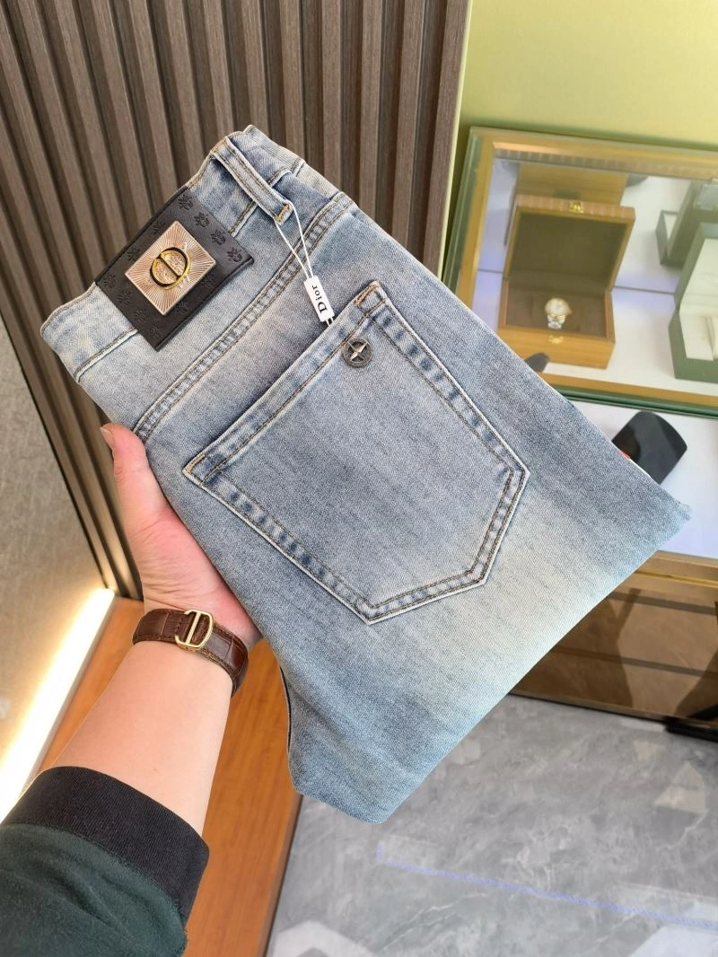 ComfortFit Christian Dior Jeans 117259