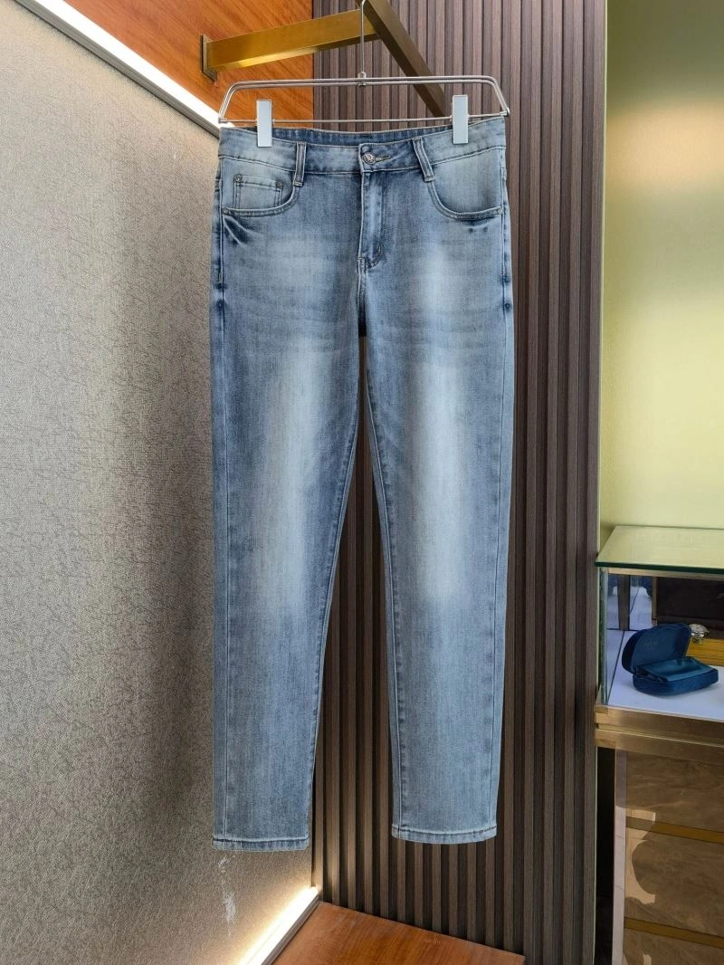 ComfortFit Christian Dior Jeans 117259