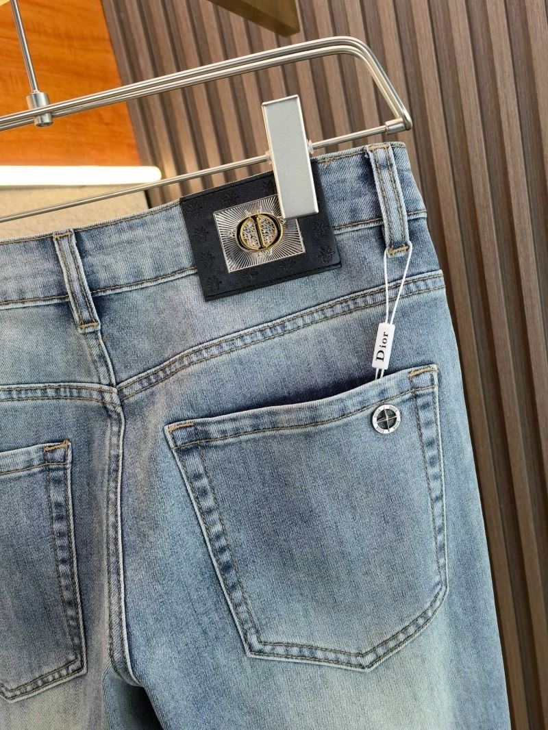 ComfortFit Christian Dior Jeans 117259