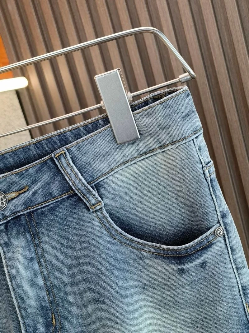 ComfortFit Christian Dior Jeans 117259