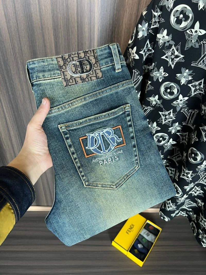 UrbanChic Christian Dior Jeans 117252