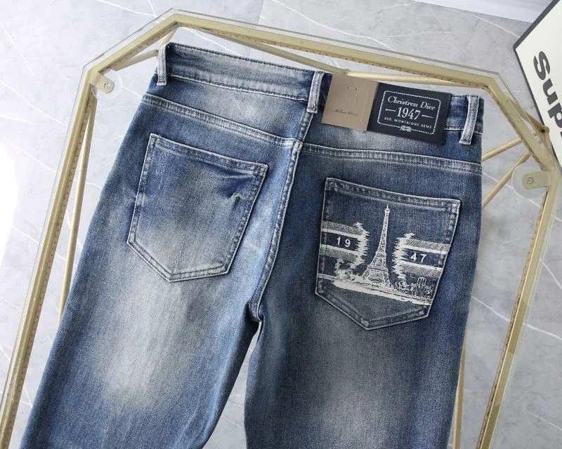 Bold Christian Dior Jeans 117251
