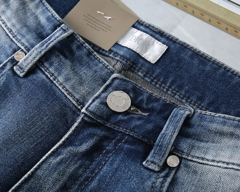 Bold Christian Dior Jeans 117251