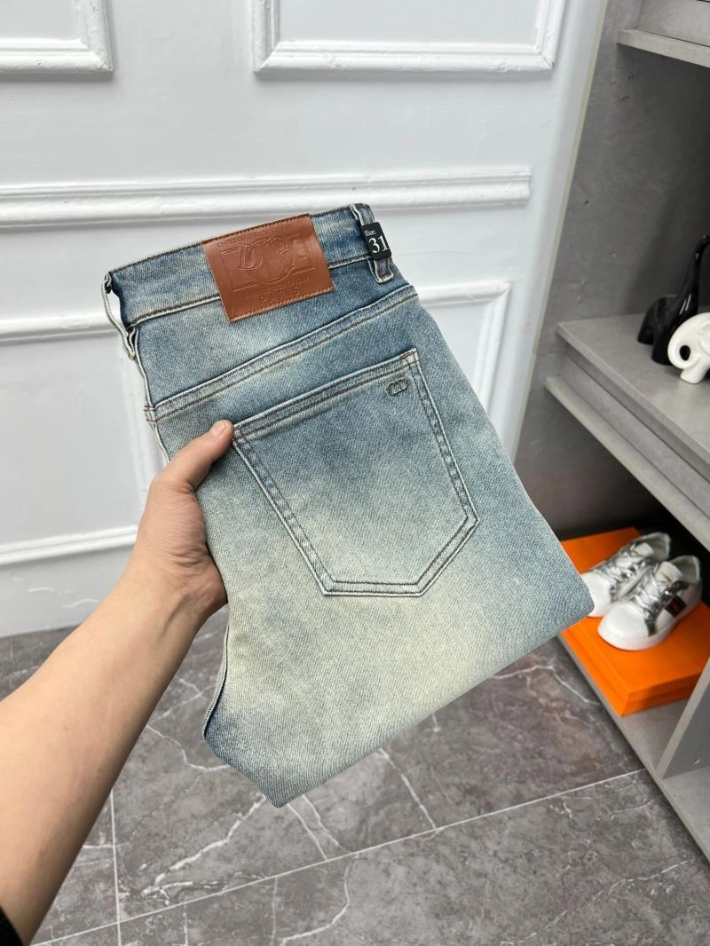 WellDesigned Christian Dior Jeans 116964