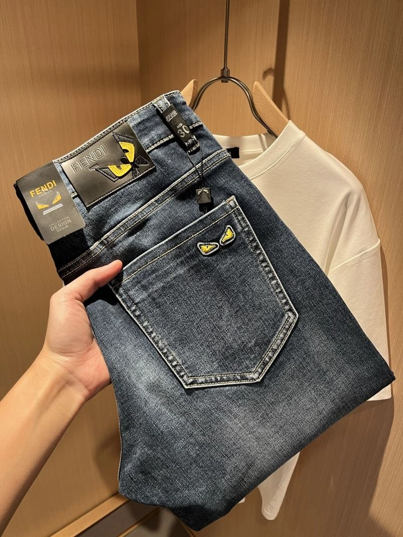Christian Dior Jeans ModernLook 116932
