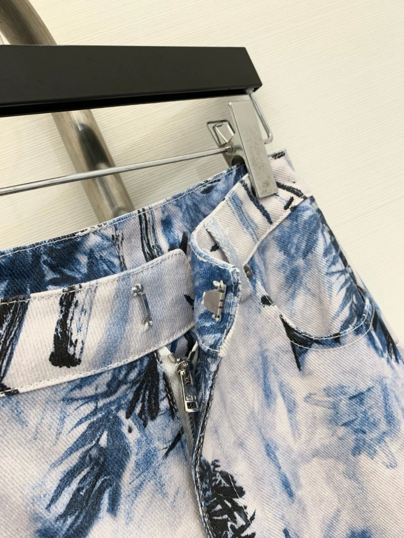 Sleek Christian Dior Jeans 112265