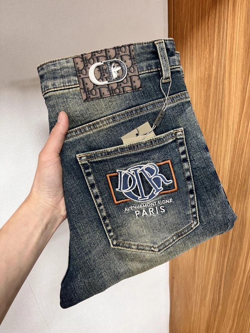 Resilient Christian Dior Jeans 116710