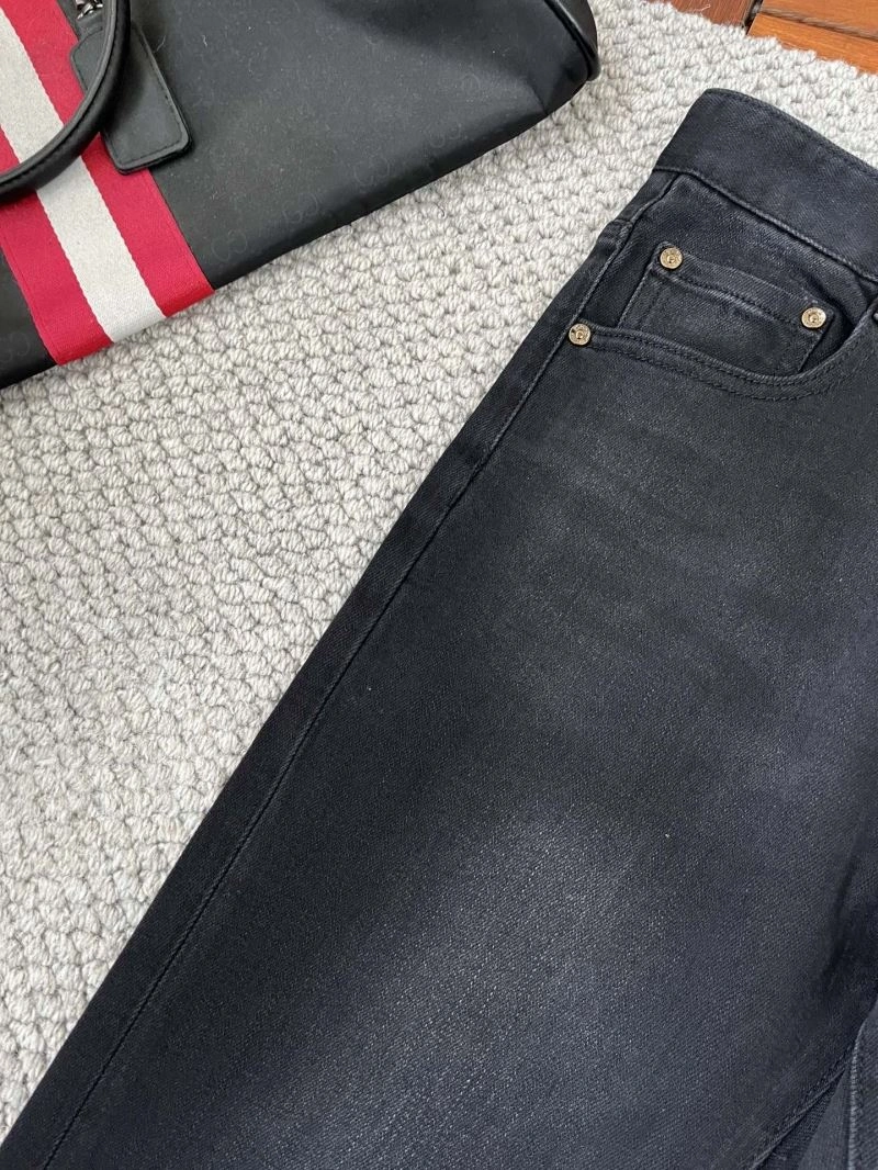 Timeless Christian Dior Jeans 116667