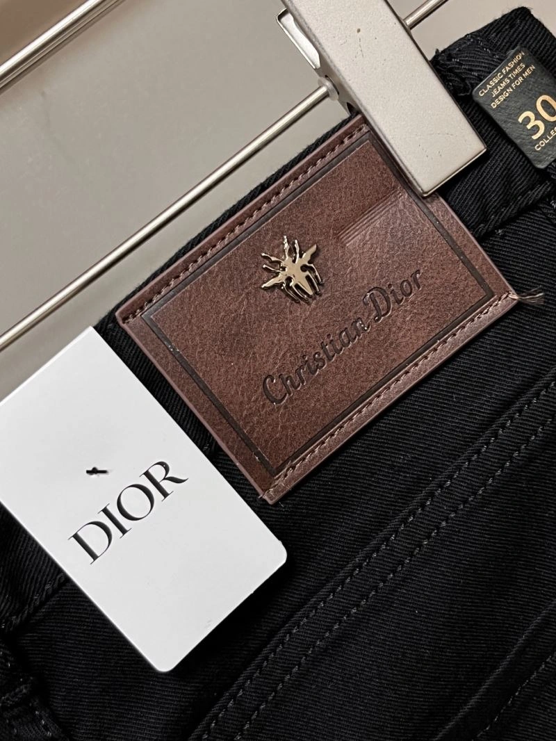 Trendsetting Christian Dior Jeans 116267
