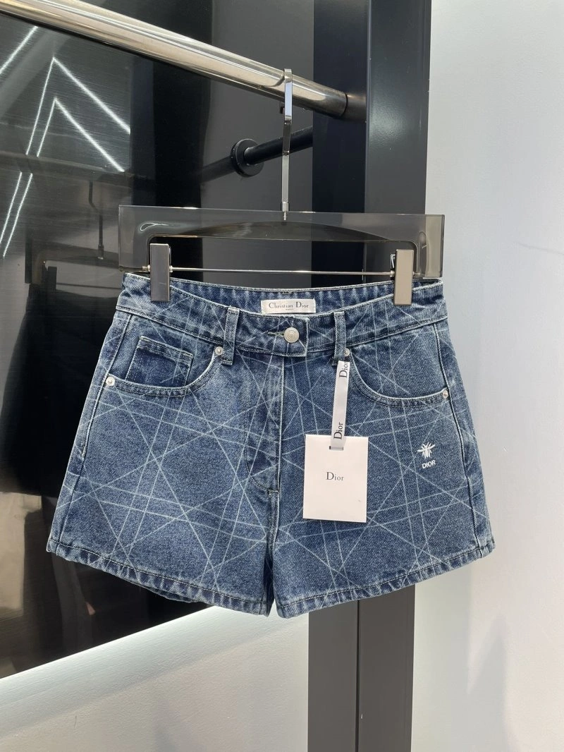 Sleek Christian Dior Jeans 113797