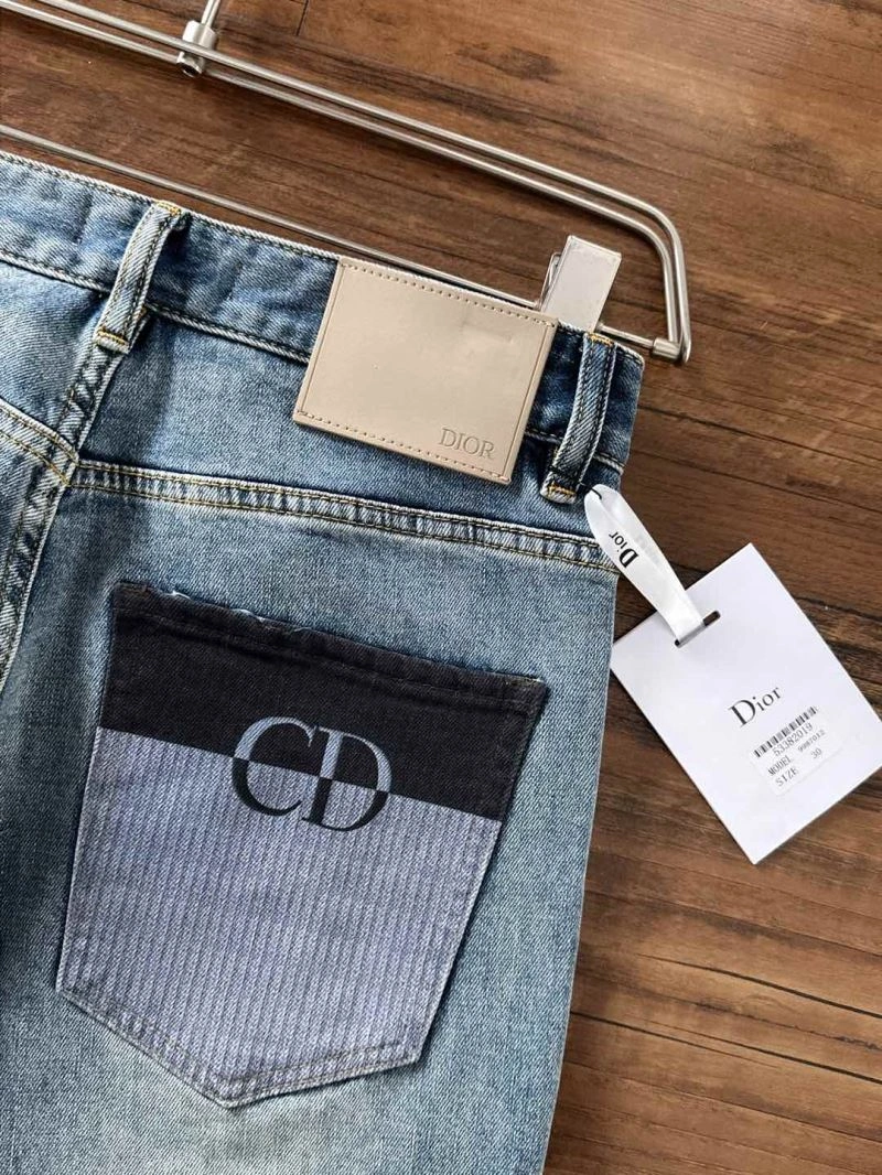 Tailored Christian Dior Jeans 115871