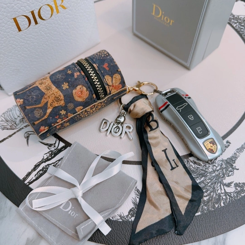Christian Dior Keychains Elegant 266637