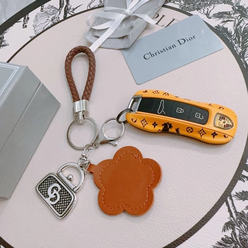 Premium Christian Dior Keychains 265812