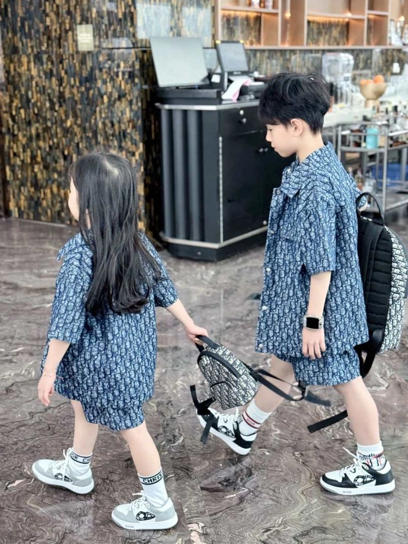 Functional Christian Dior Kids 114950