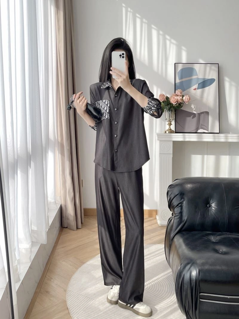 TechFriendly Christian Dior Long Suits 117642