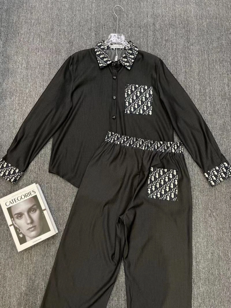 TechFriendly Christian Dior Long Suits 117642