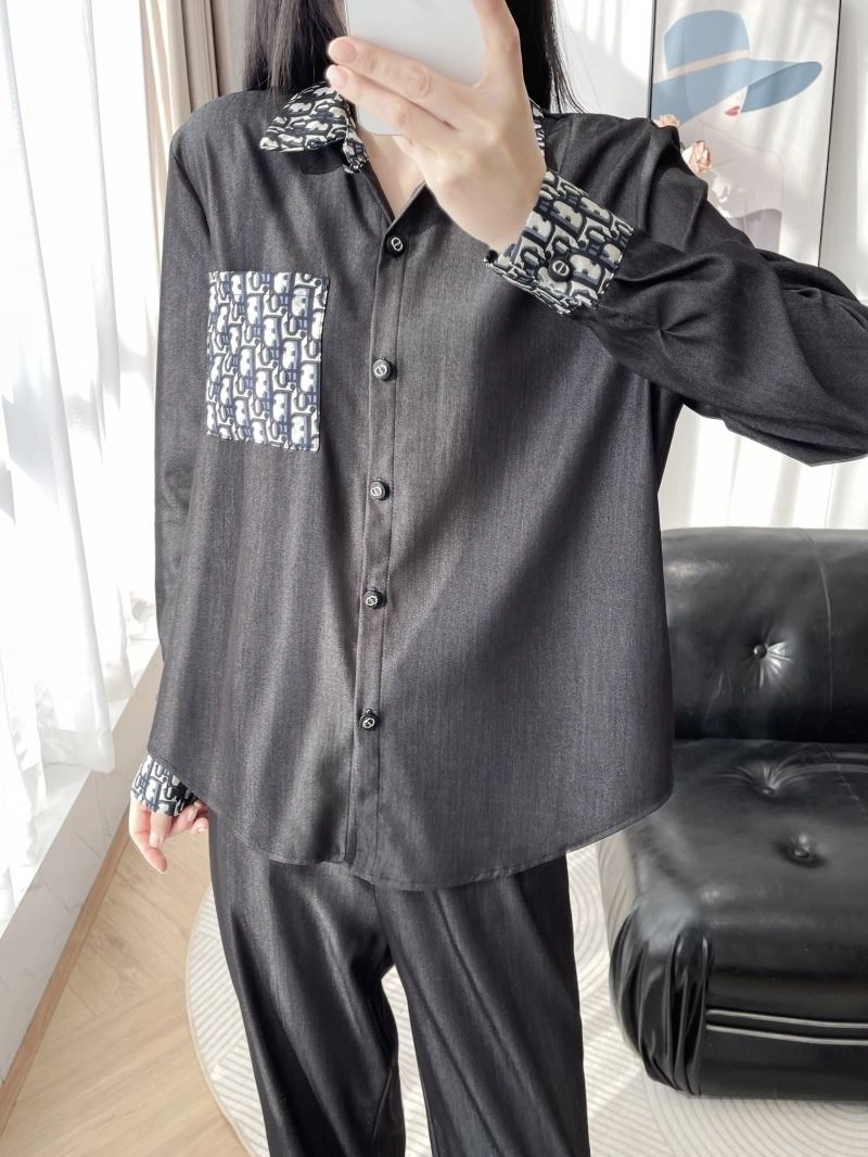 TechFriendly Christian Dior Long Suits 117642