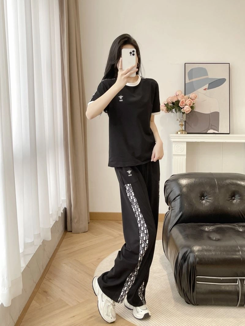Timeless Christian Dior Long Suits 117609