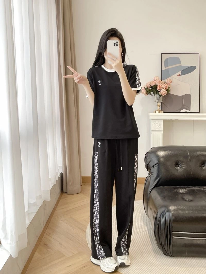Timeless Christian Dior Long Suits 117609