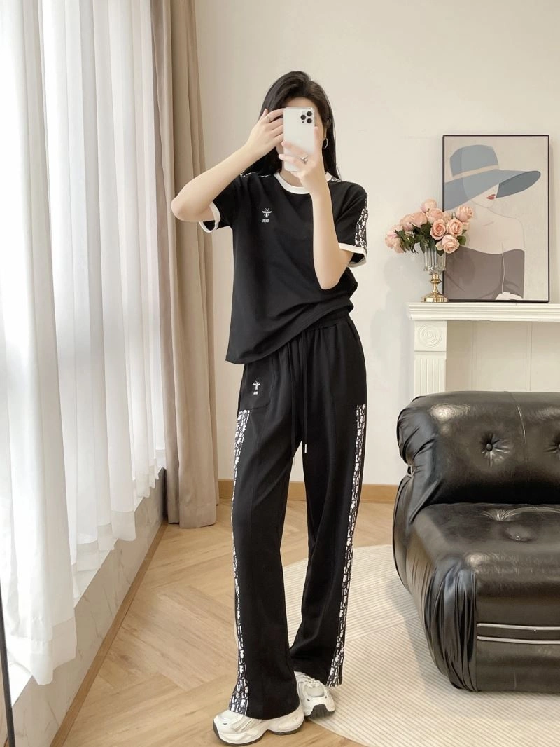 Timeless Christian Dior Long Suits 117609