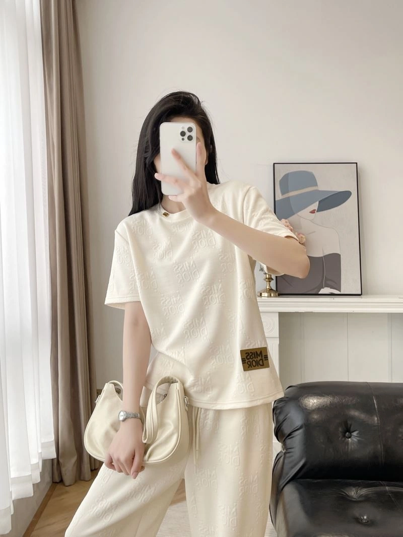 Youthful Christian Dior Long Suits 117637