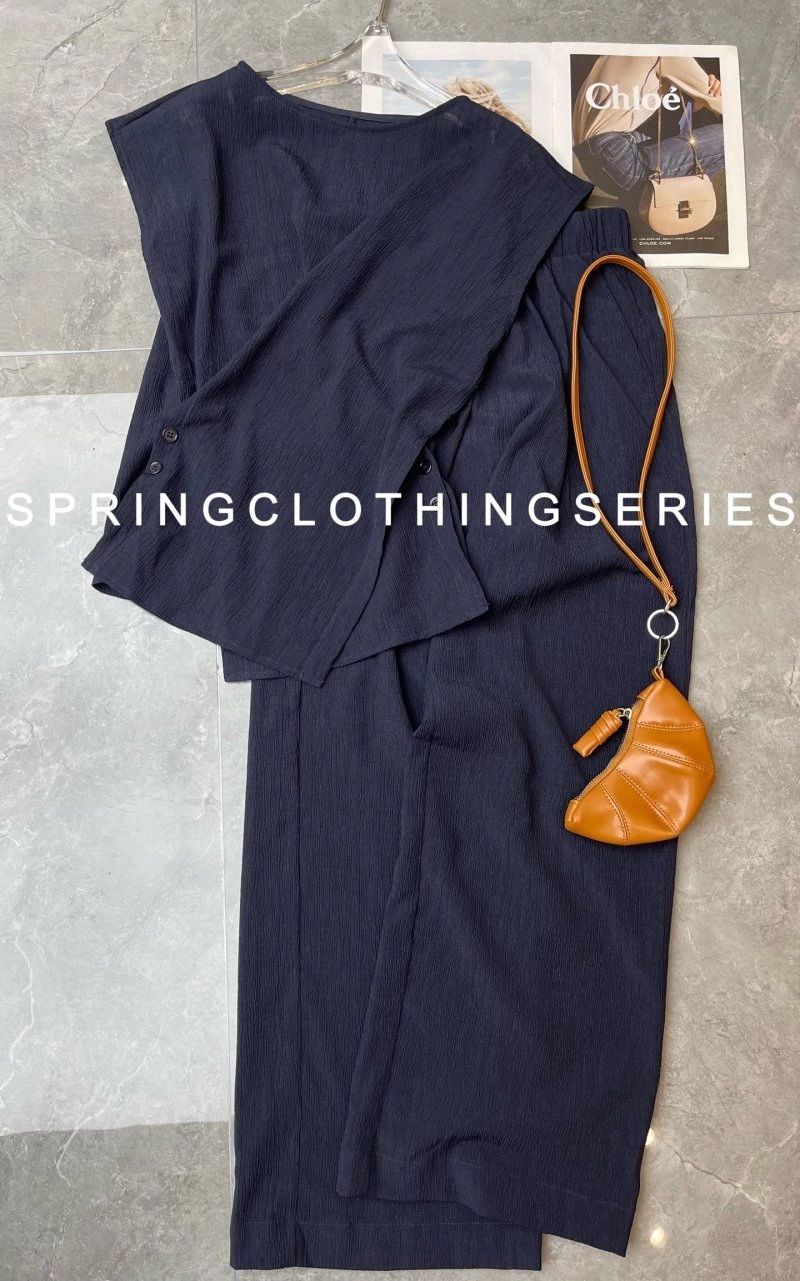 Supportive Christian Dior Long Suits 114410