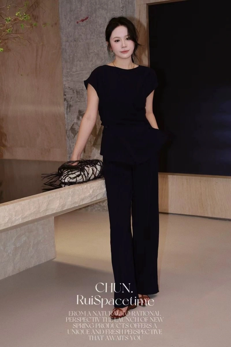 Supportive Christian Dior Long Suits 114410
