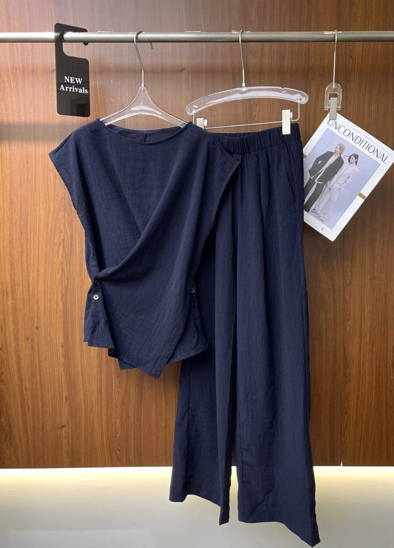 Supportive Christian Dior Long Suits 114410