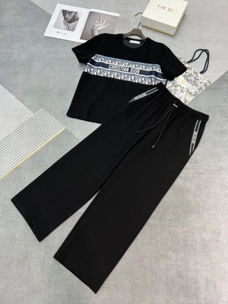 Breathable Christian Dior Long Suits 112192