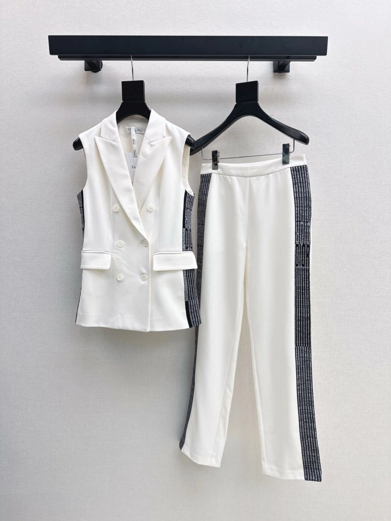WellDesigned Christian Dior Long Suits 113470