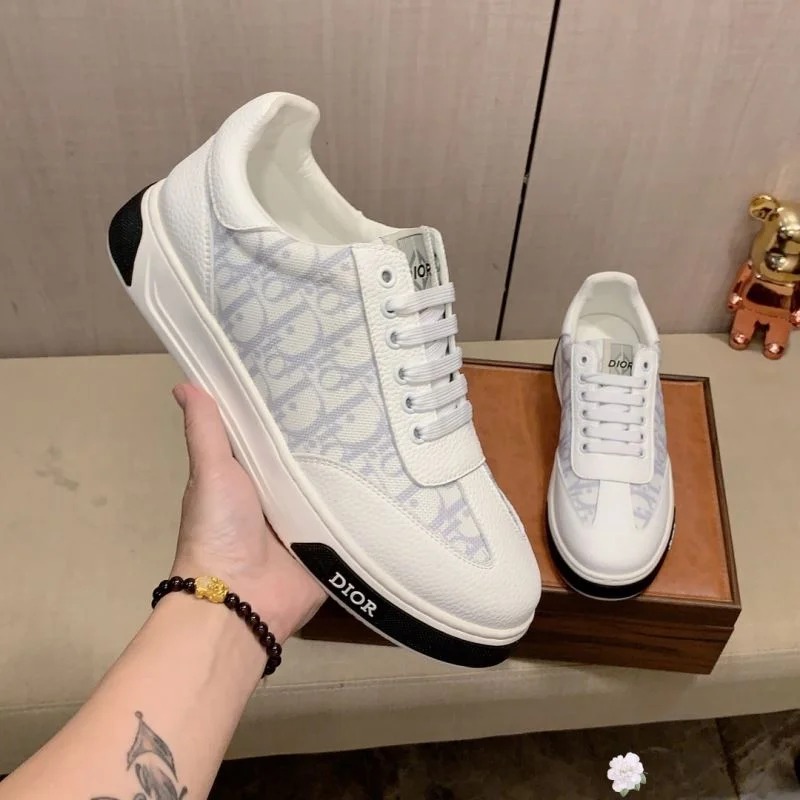 Timeless Christian Dior Low Shoes 20720