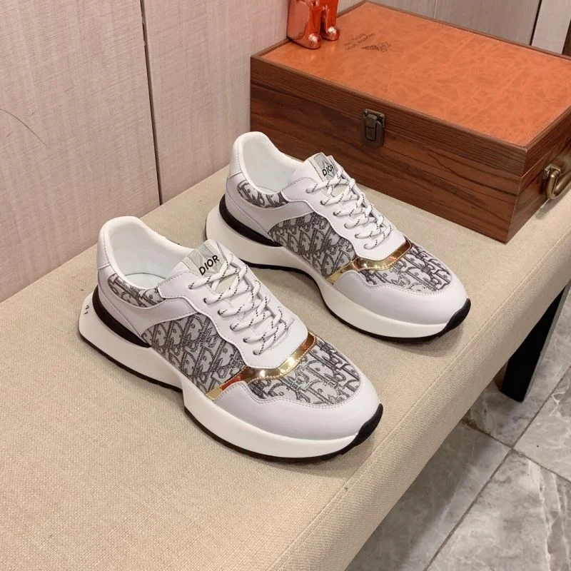 Tailored Christian Dior Low Shoes 20717