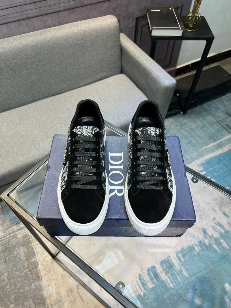 Christian Dior Low Shoes FashionForward 20707