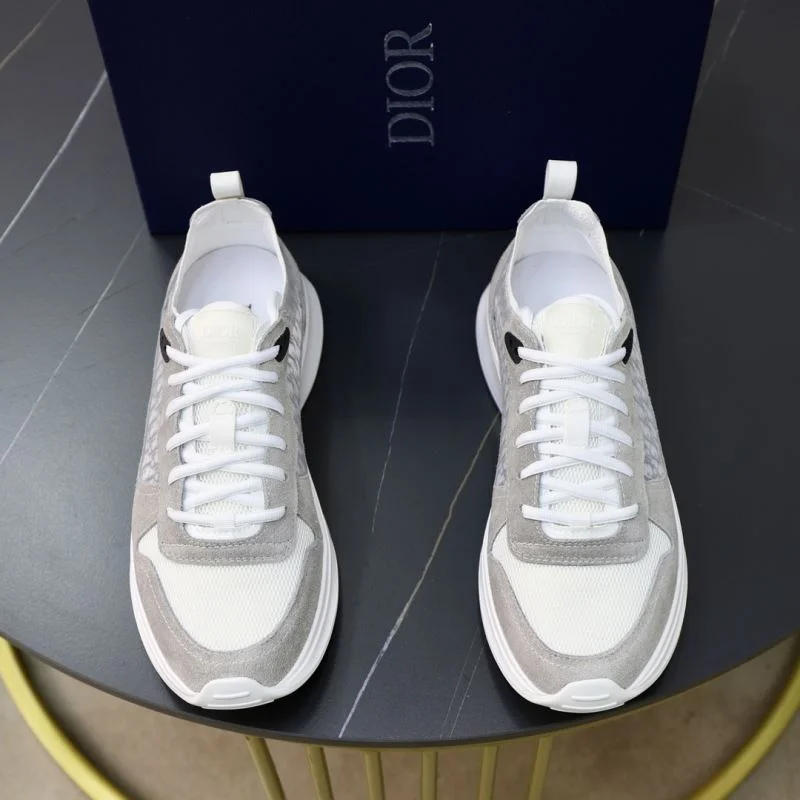 Tailored Christian Dior Low Shoes 20679