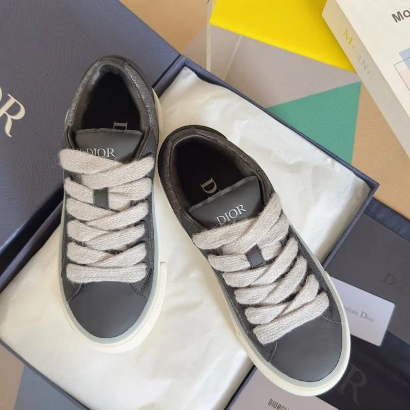 Neat Christian Dior Low Shoes 21170