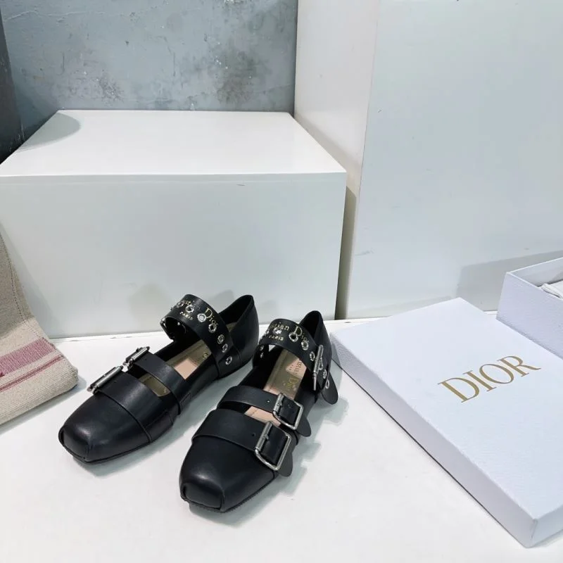 Christian Dior Low Shoes Seasonal 22041