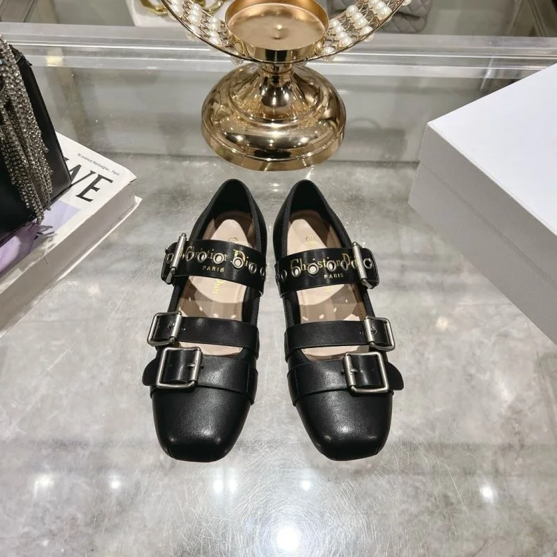 Christian Dior Low Shoes WellDesigned 22044