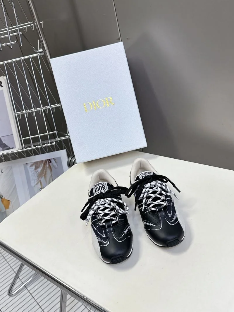Christian Dior Low Shoes WellDesigned 21598