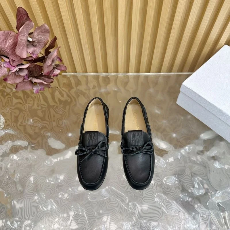 EyeCatching Christian Dior Low Shoes 21573