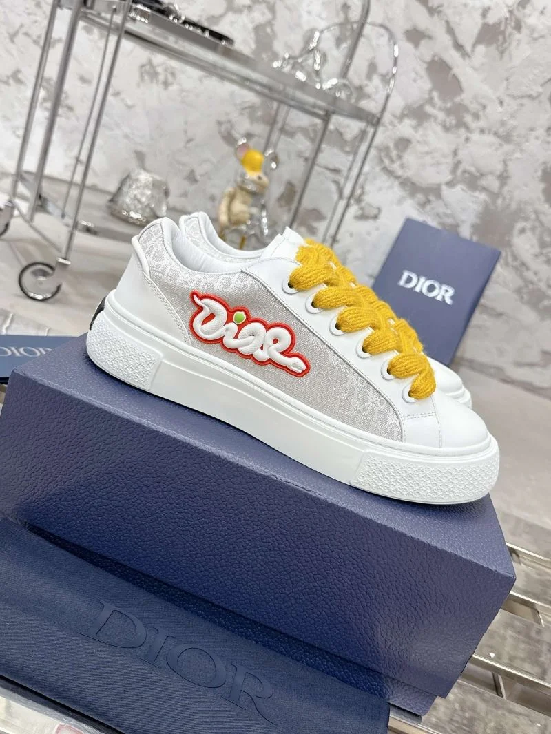 Stylish Christian Dior Low Shoes 21543