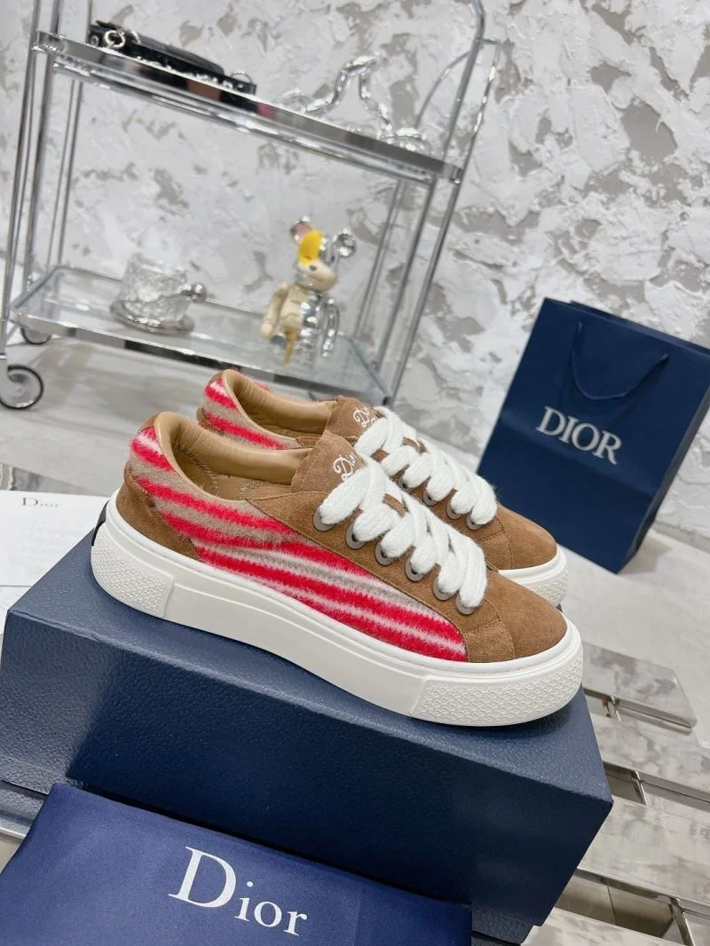 Sleek Christian Dior Low Shoes 21513
