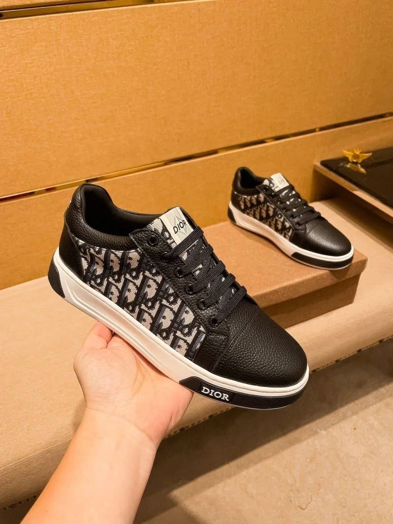 Seasonal Christian Dior Low Shoes 22354